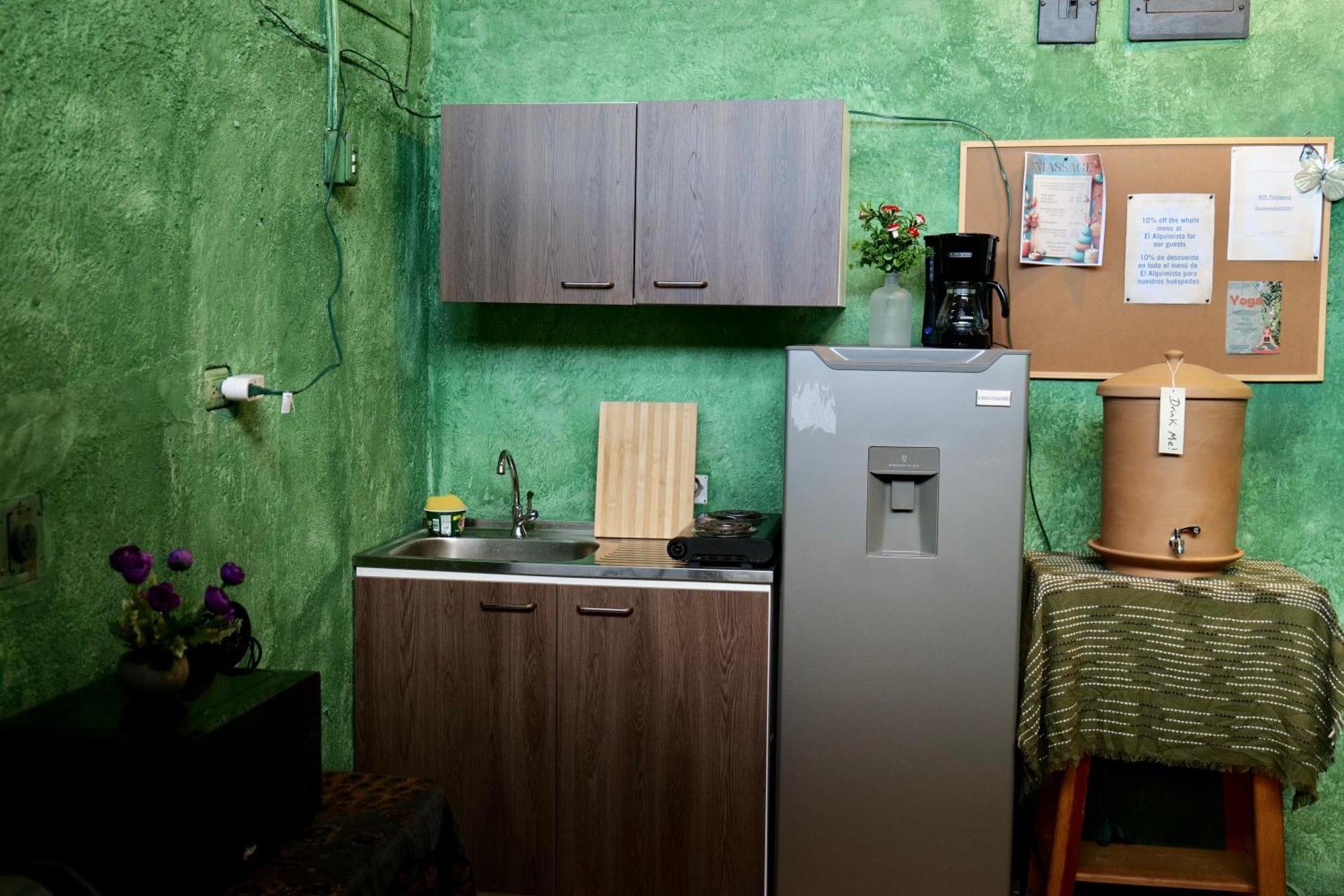 Wonderland Hostel 안티구아 과테말라 외부 사진